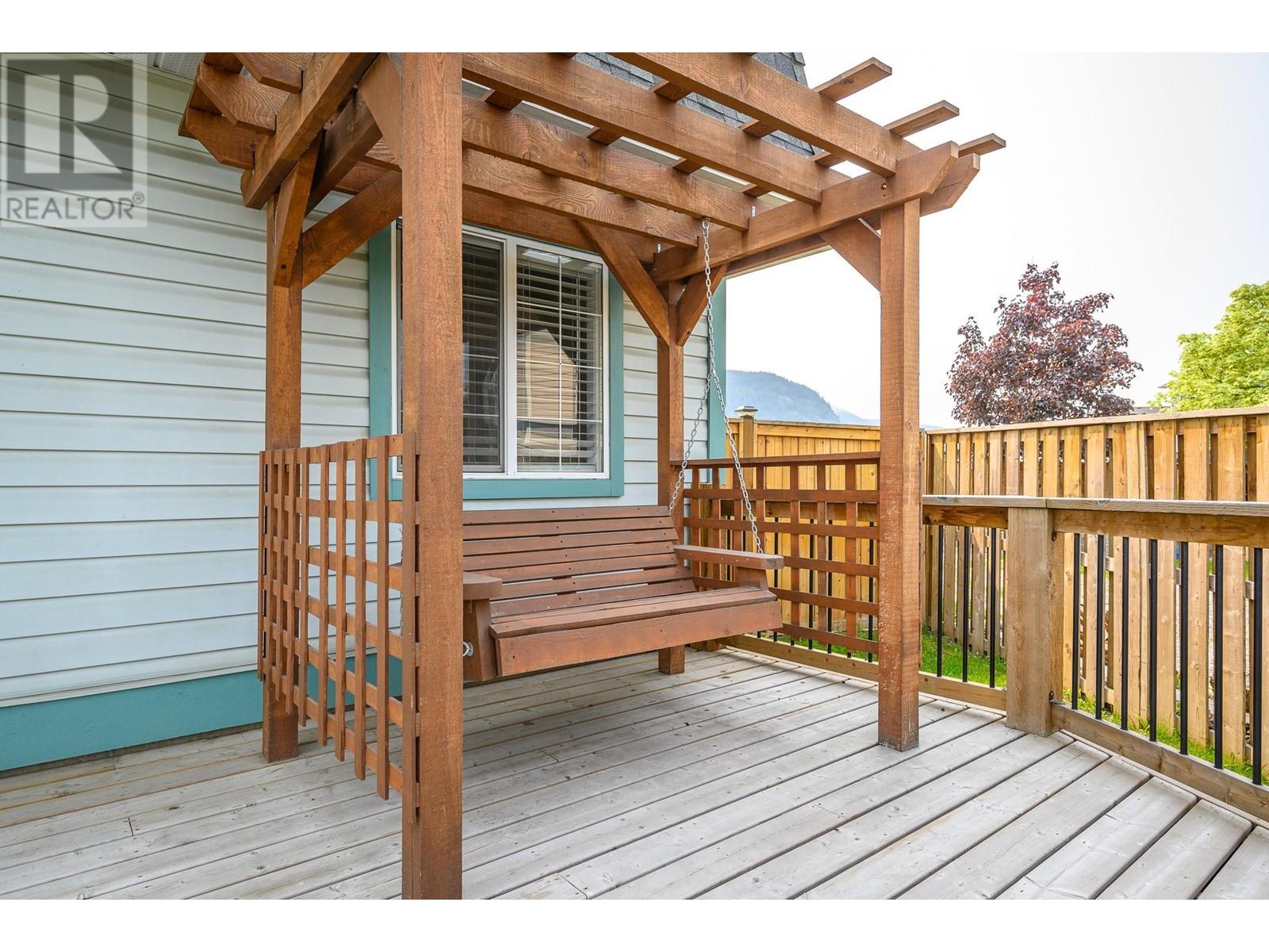 2109 Hunter Avenue, Armstrong, British Columbia  V0E 1B0 - Photo 2 - 10336039