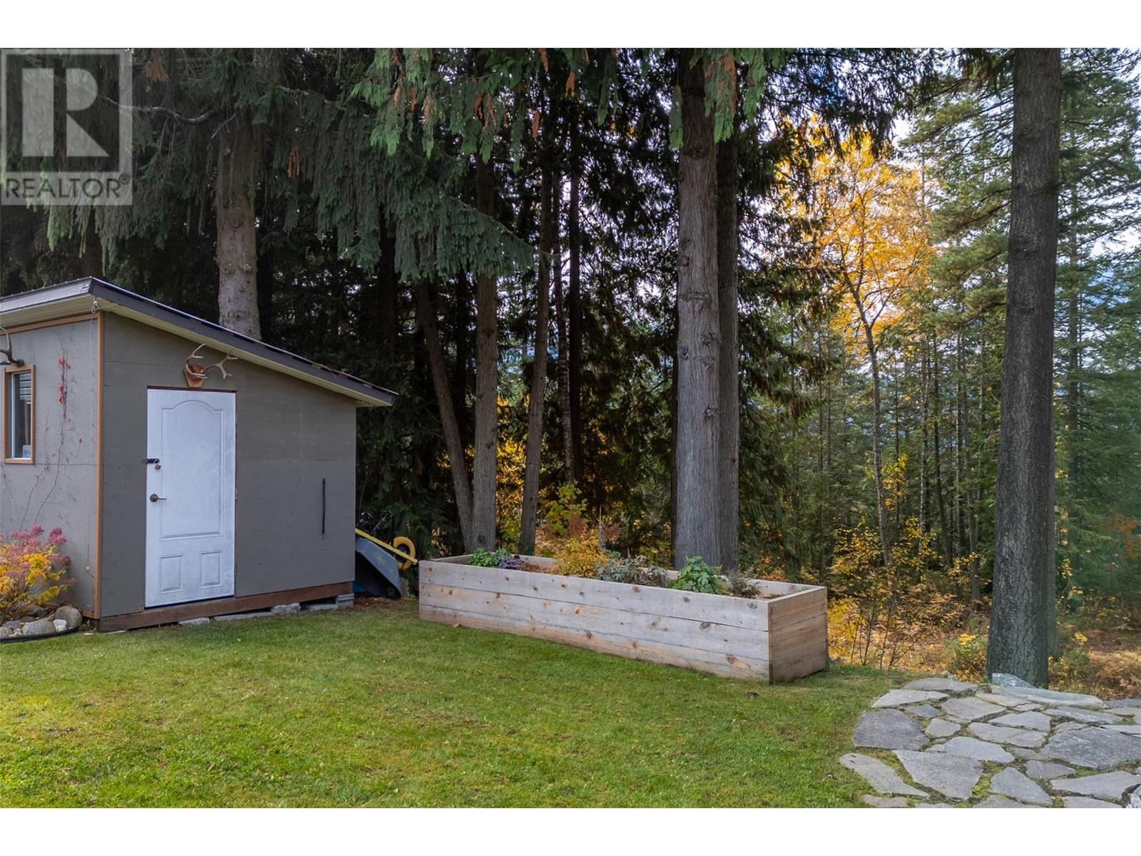 7 Johnson Way, Revelstoke, British Columbia  V0E 2S1 - Photo 21 - 10336489