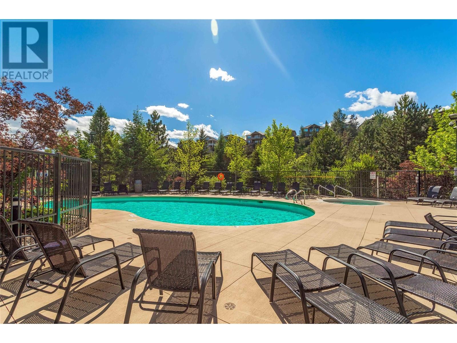 1873 Country Club Drive Unit# 2404, Kelowna, British Columbia  V1V 2W6 - Photo 28 - 10336374
