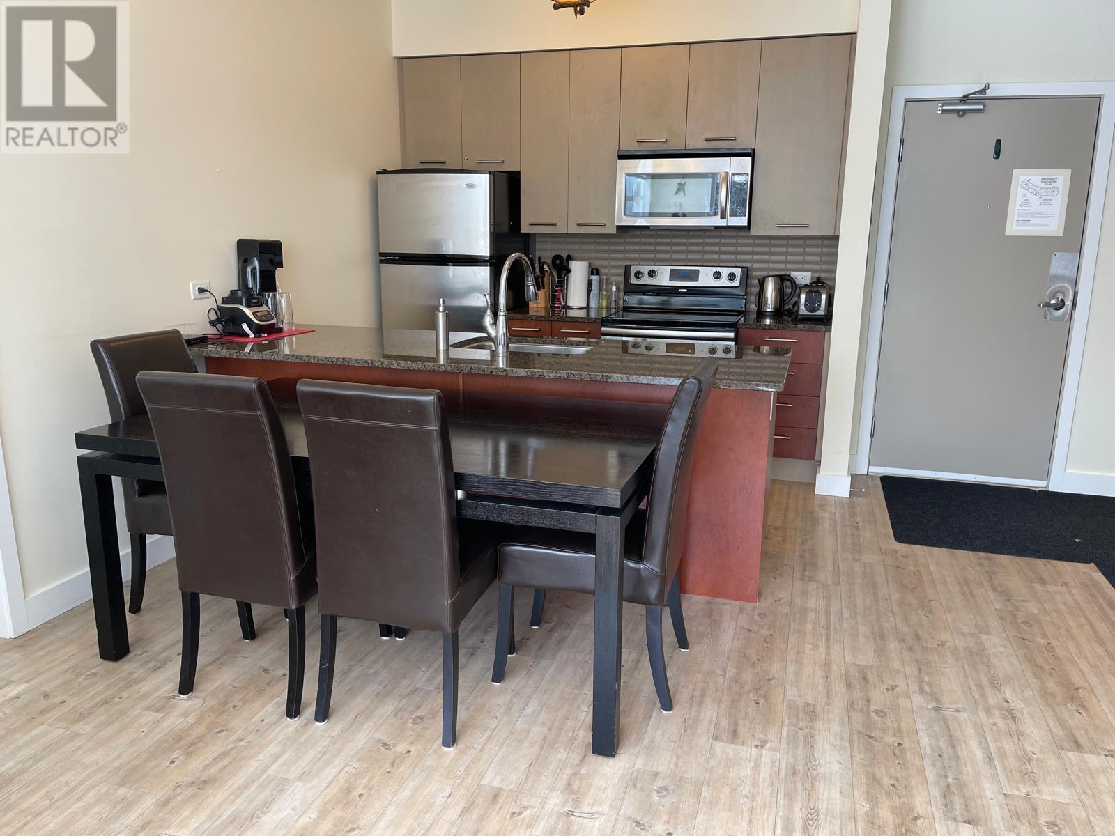 30 Monashee Road Unit# 212, Silver Star, British Columbia  V1B 3M1 - Photo 16 - 10336778