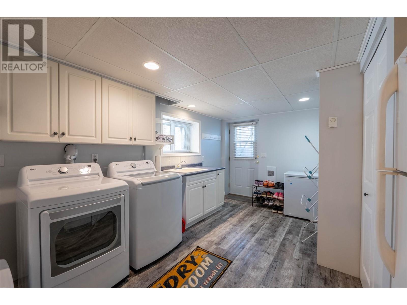 705 8th Avenue, Montrose, British Columbia  V0G 1P0 - Photo 45 - 10336413