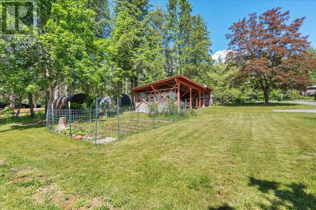 7620 3a Highway, Balfour, British Columbia  V0G 1C0 - Photo 39 - 10331568