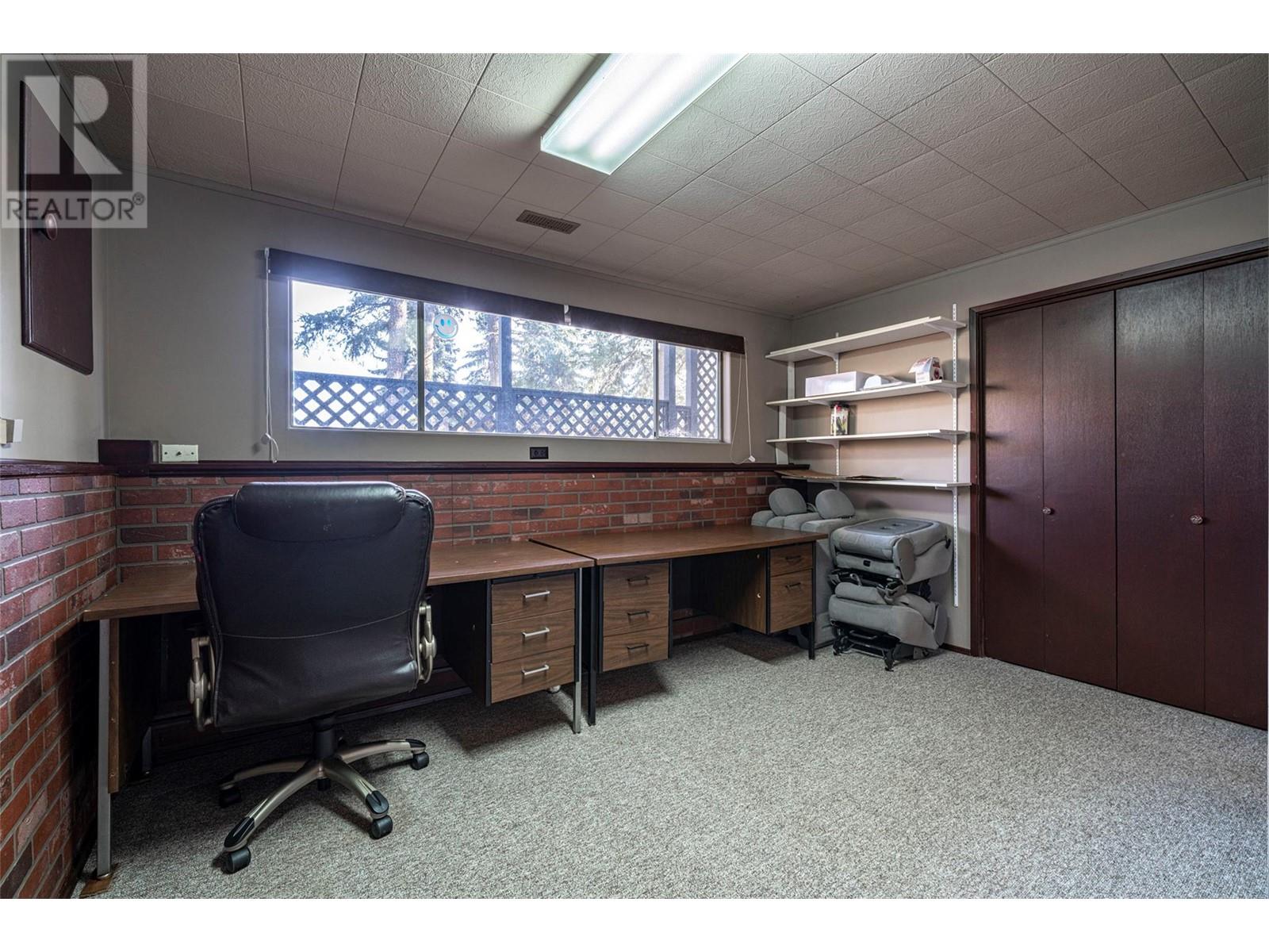 9742 Park Lane, Lavington, British Columbia  V1B 3E5 - Photo 47 - 10335184