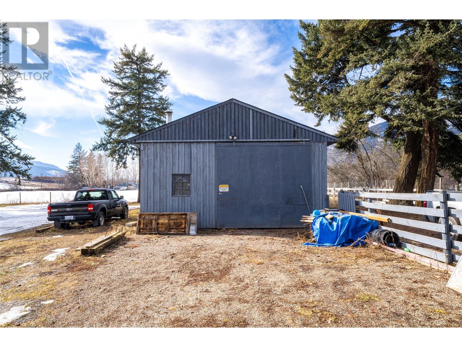 9742 Park Lane, Lavington, British Columbia  V1B 3E5 - Photo 53 - 10335184