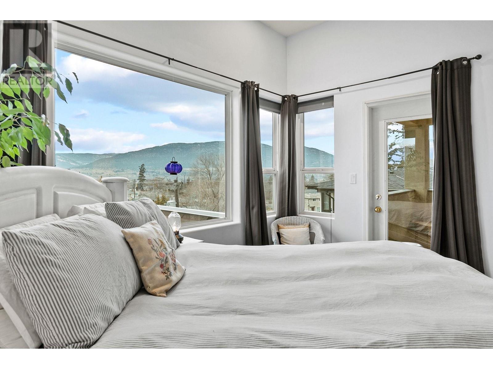 712 Creekside Road, Penticton, British Columbia  V2A 2C4 - Photo 7 - 10337227