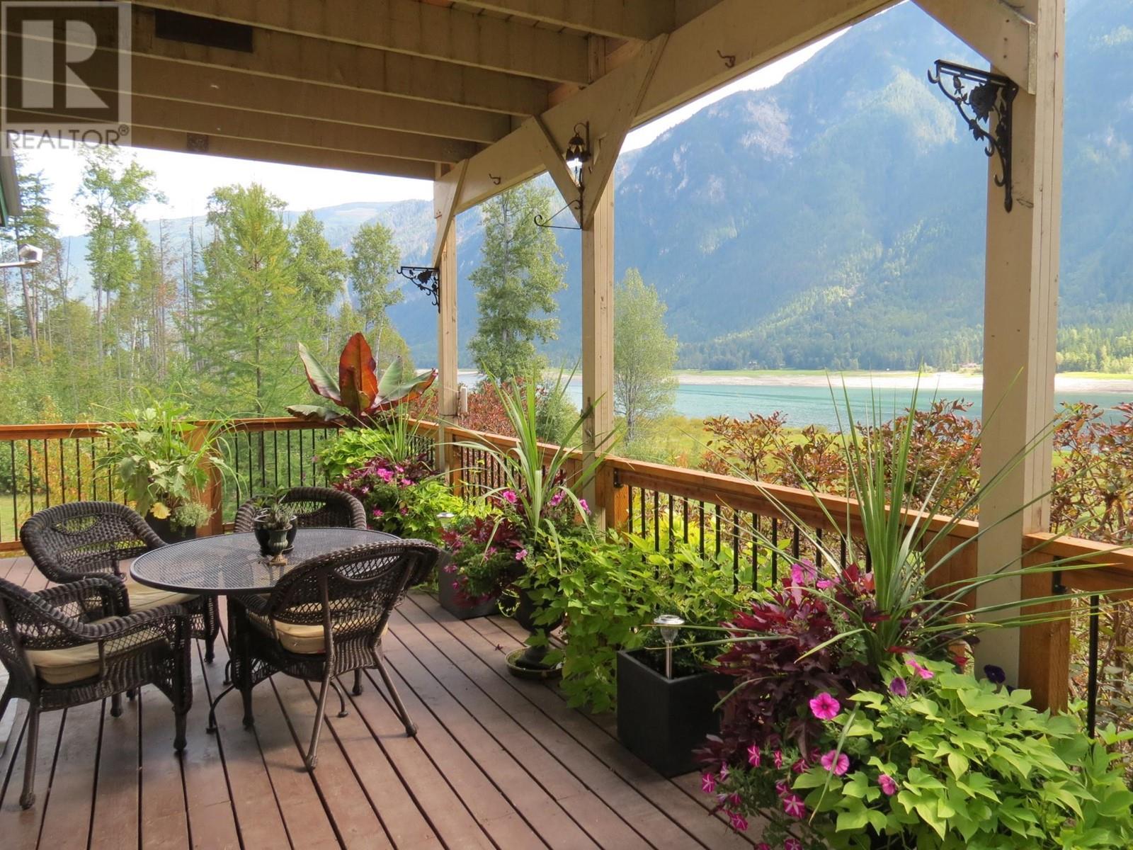 240 Arrow Park Demars Road, Nakusp, British Columbia  V0G 1R1 - Photo 52 - 10337302