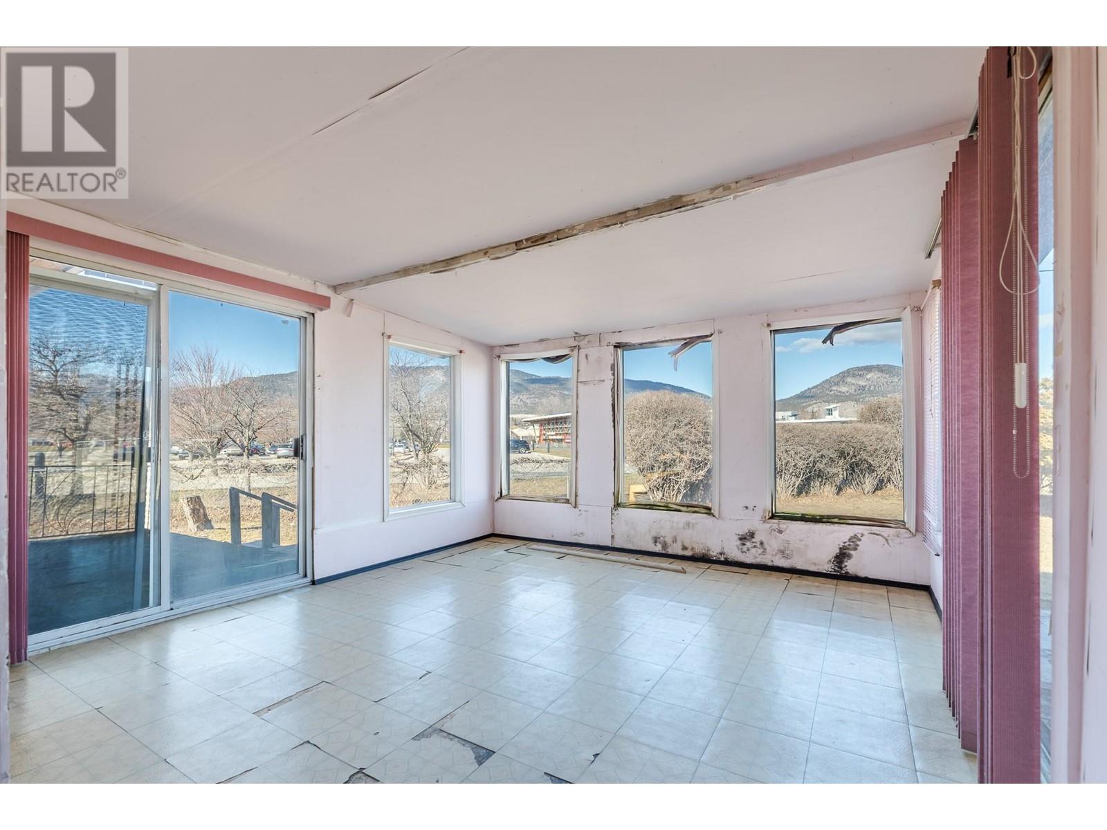 168 Hastings Place, Penticton, British Columbia  V2A 2W1 - Photo 7 - 10337439