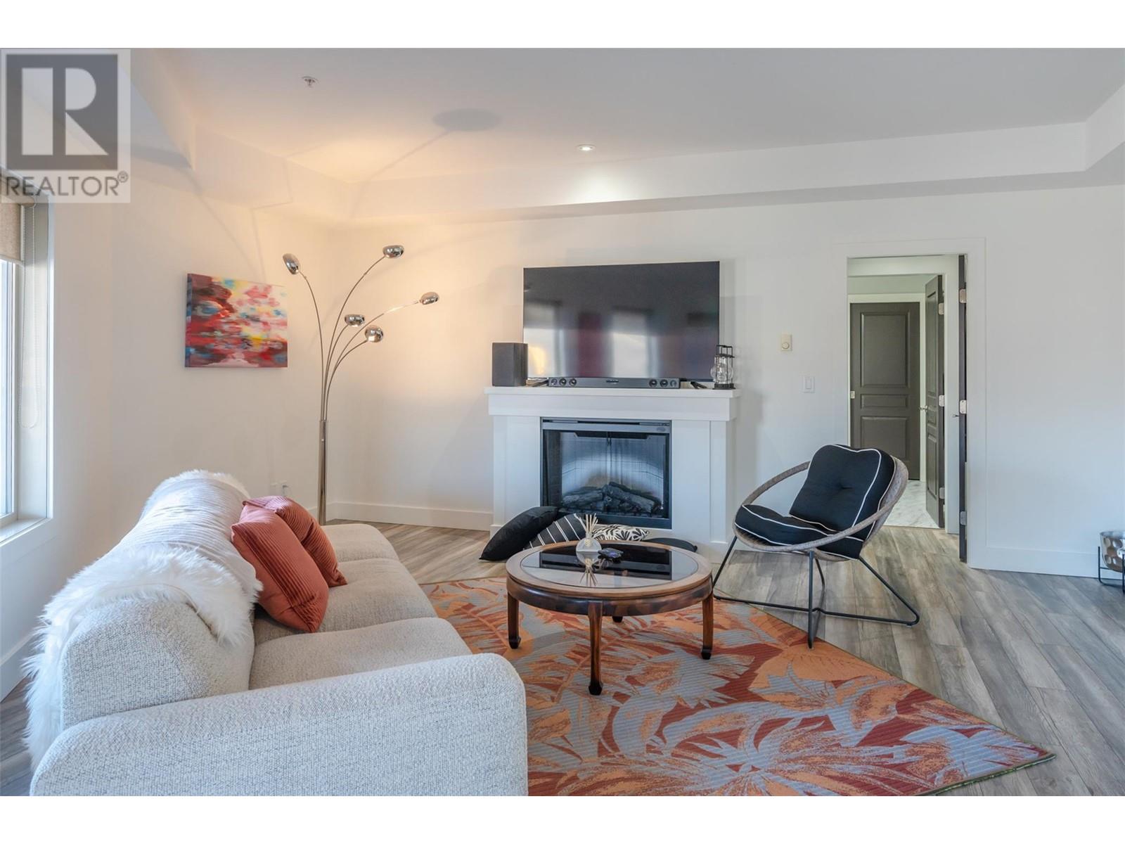 250 Waterford Avenue Unit# 202, Penticton, British Columbia  V2A 3T8 - Photo 4 - 10337015