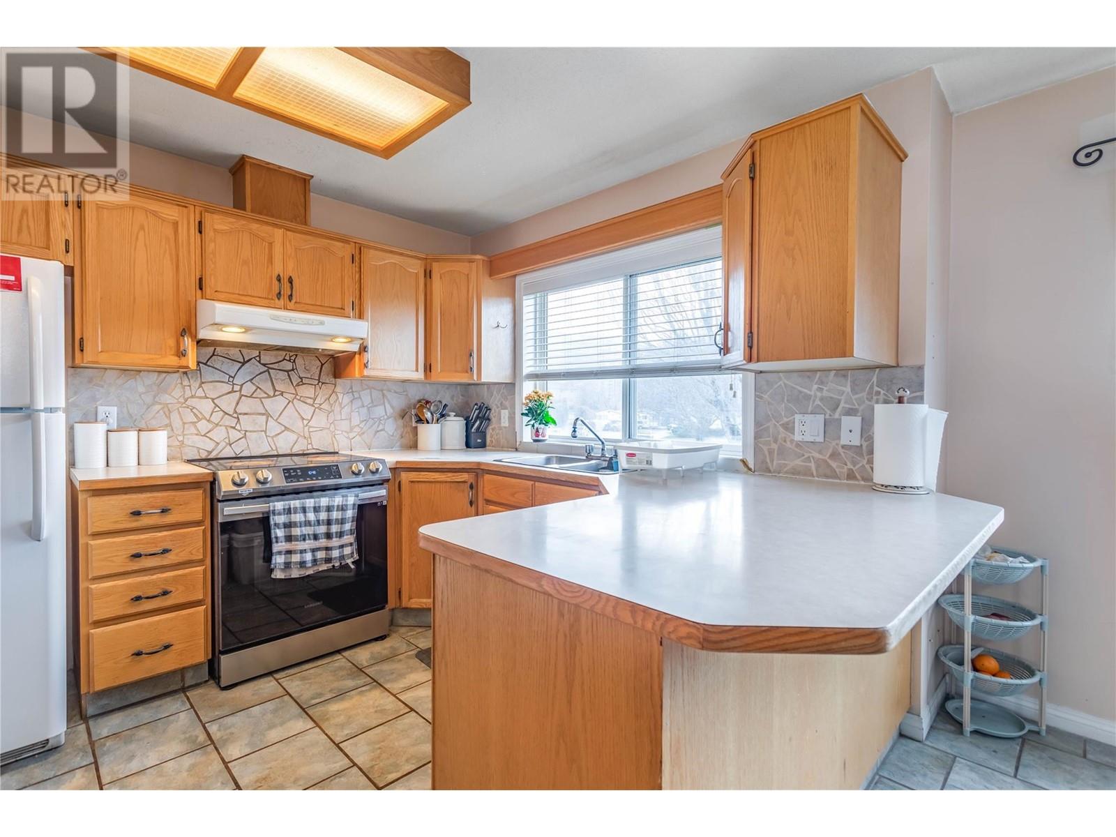 3153 Paris Street Unit# 101, Penticton, British Columbia  V2A 8P1 - Photo 9 - 10337147