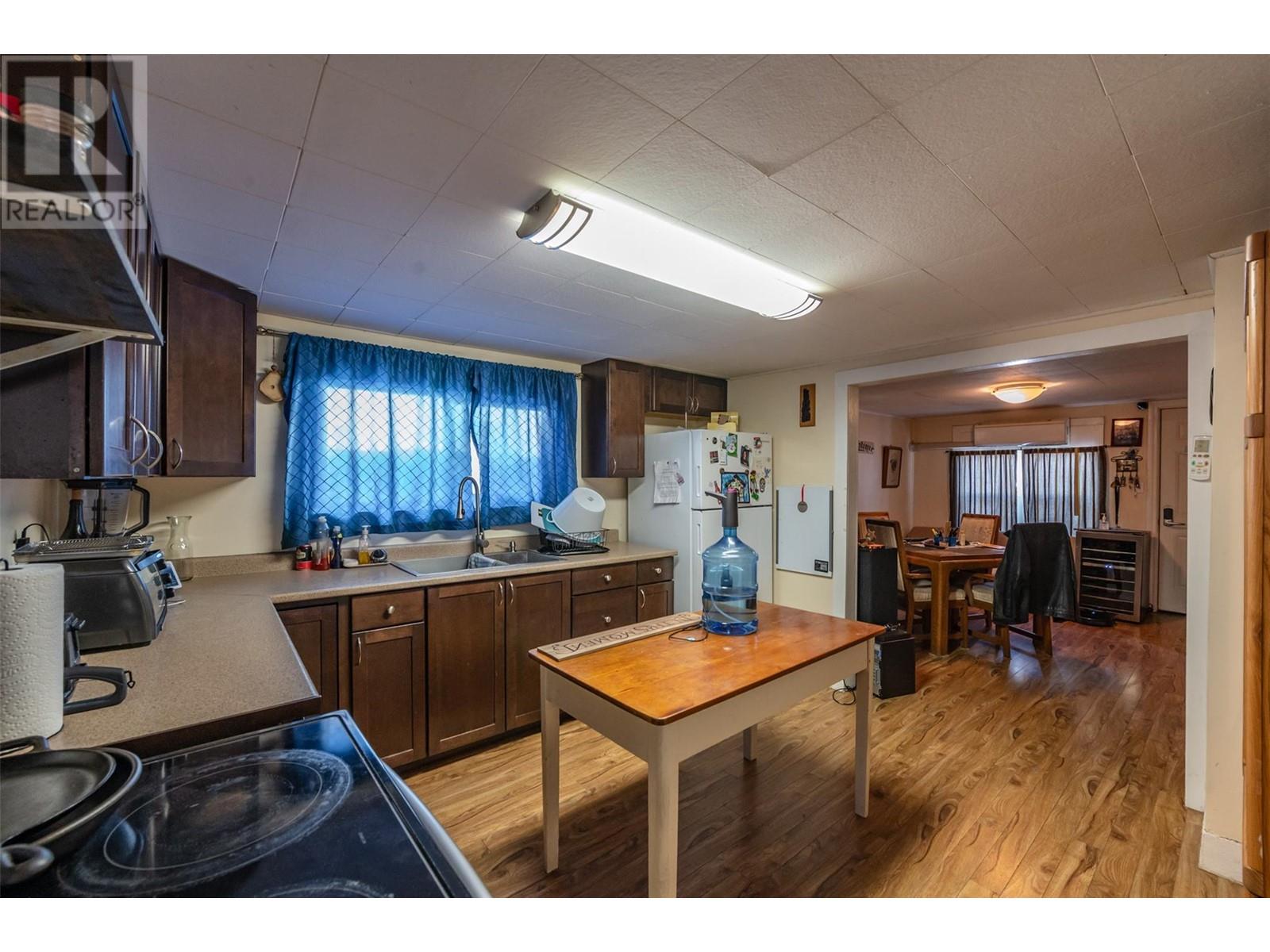 463 Heales Avenue, Penticton, British Columbia  V2A 1G5 - Photo 1 - 10337642