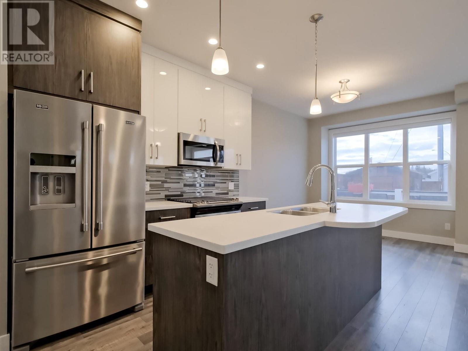 704 Revelstoke Avenue Unit# 102, Penticton, British Columbia  V2A 2J2 - Photo 6 - 10338295