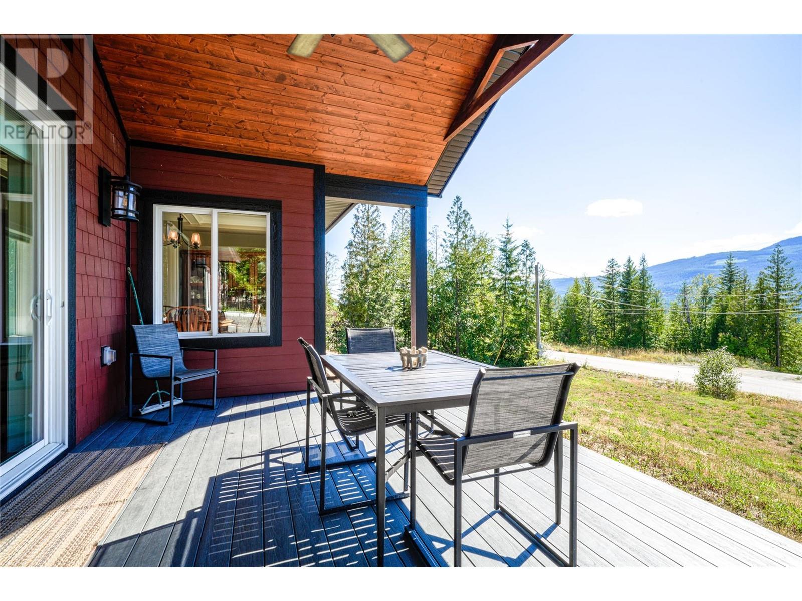 6209 Tatlow Road, Salmon Arm, British Columbia  V1E 2X7 - Photo 40 - 10341183