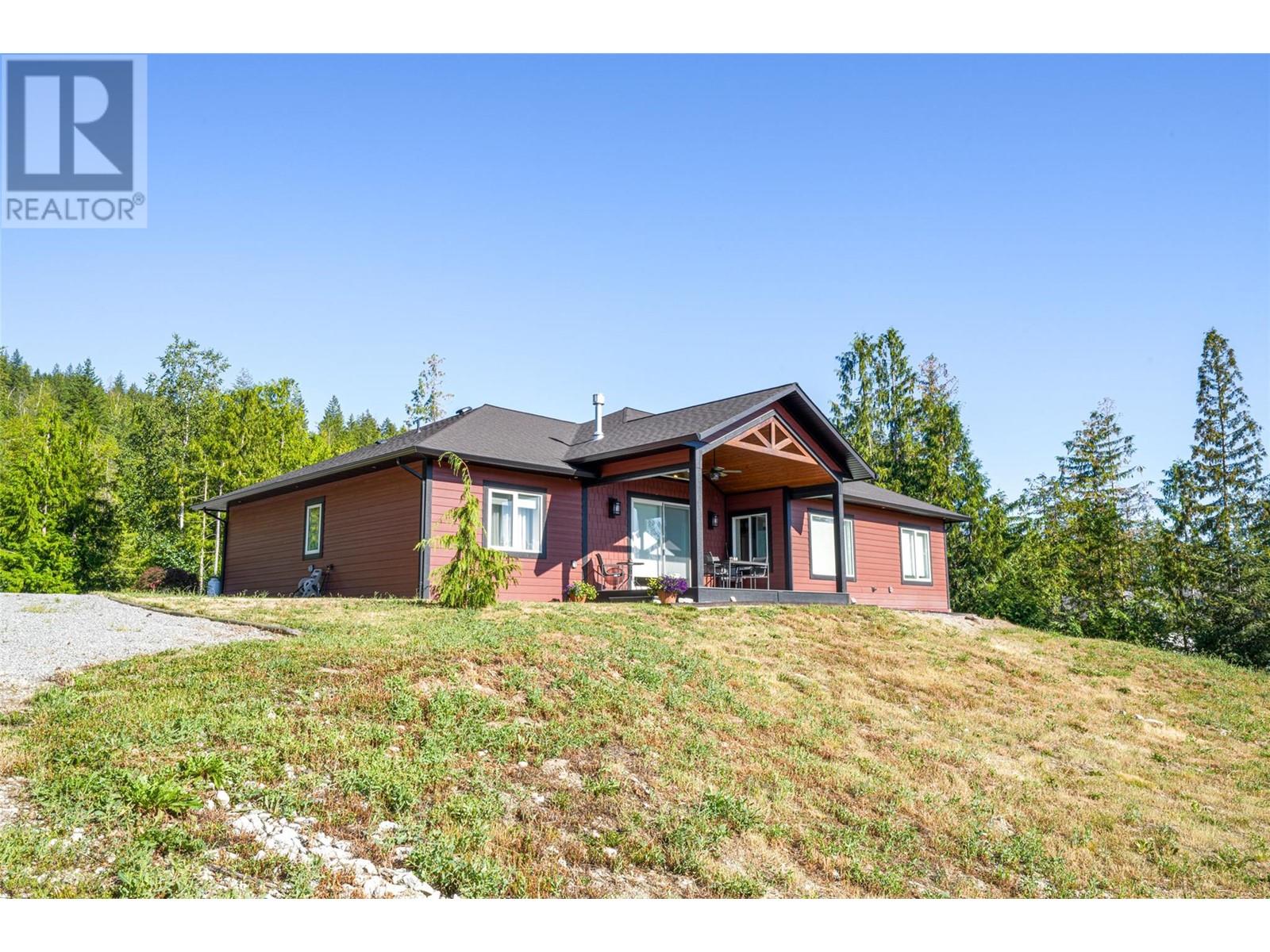 6209 Tatlow Road, Salmon Arm, British Columbia  V1E 2X7 - Photo 42 - 10341183