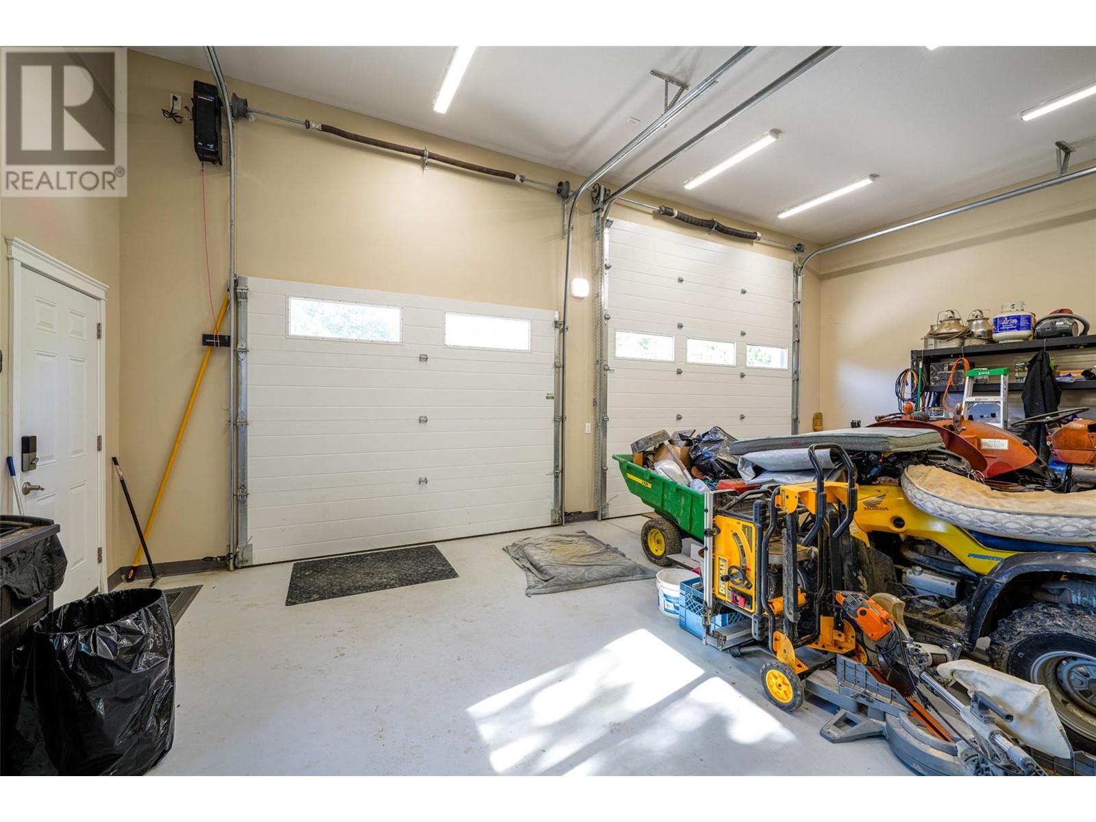 6209 Tatlow Road, Salmon Arm, British Columbia  V1E 2X7 - Photo 46 - 10341183