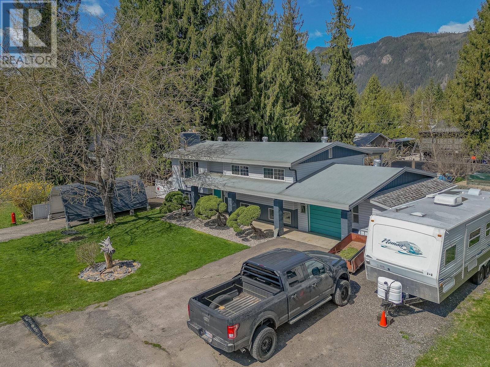 714 Maple Street, Sicamous, British Columbia  V0E 2V1 - Photo 73 - 10343246