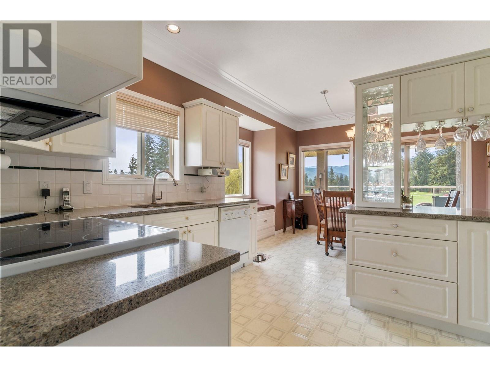 2550 Golf Course Drive Unit# 5, Blind Bay, British Columbia  V0E 1H1 - Photo 13 - 10343483