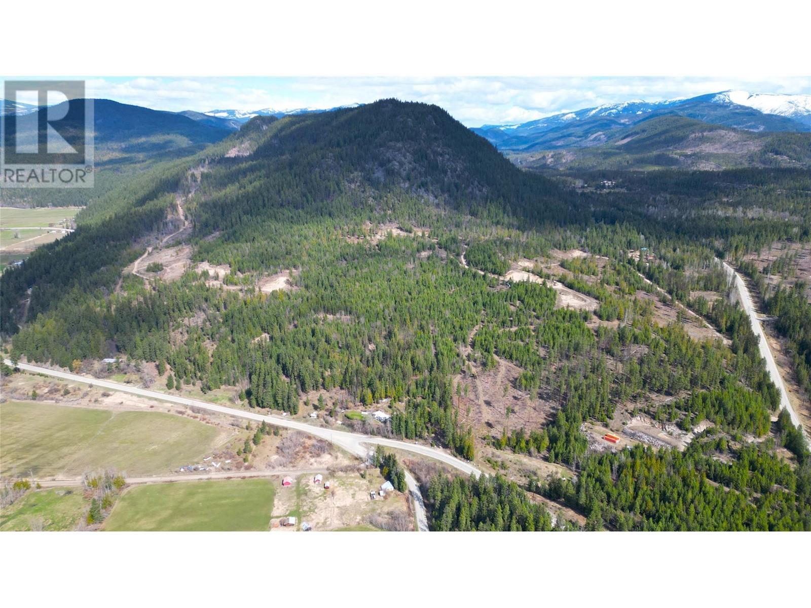 9300 6 Highway, Edgewood, British Columbia  V0G 1J0 - Photo 29 - 10343313