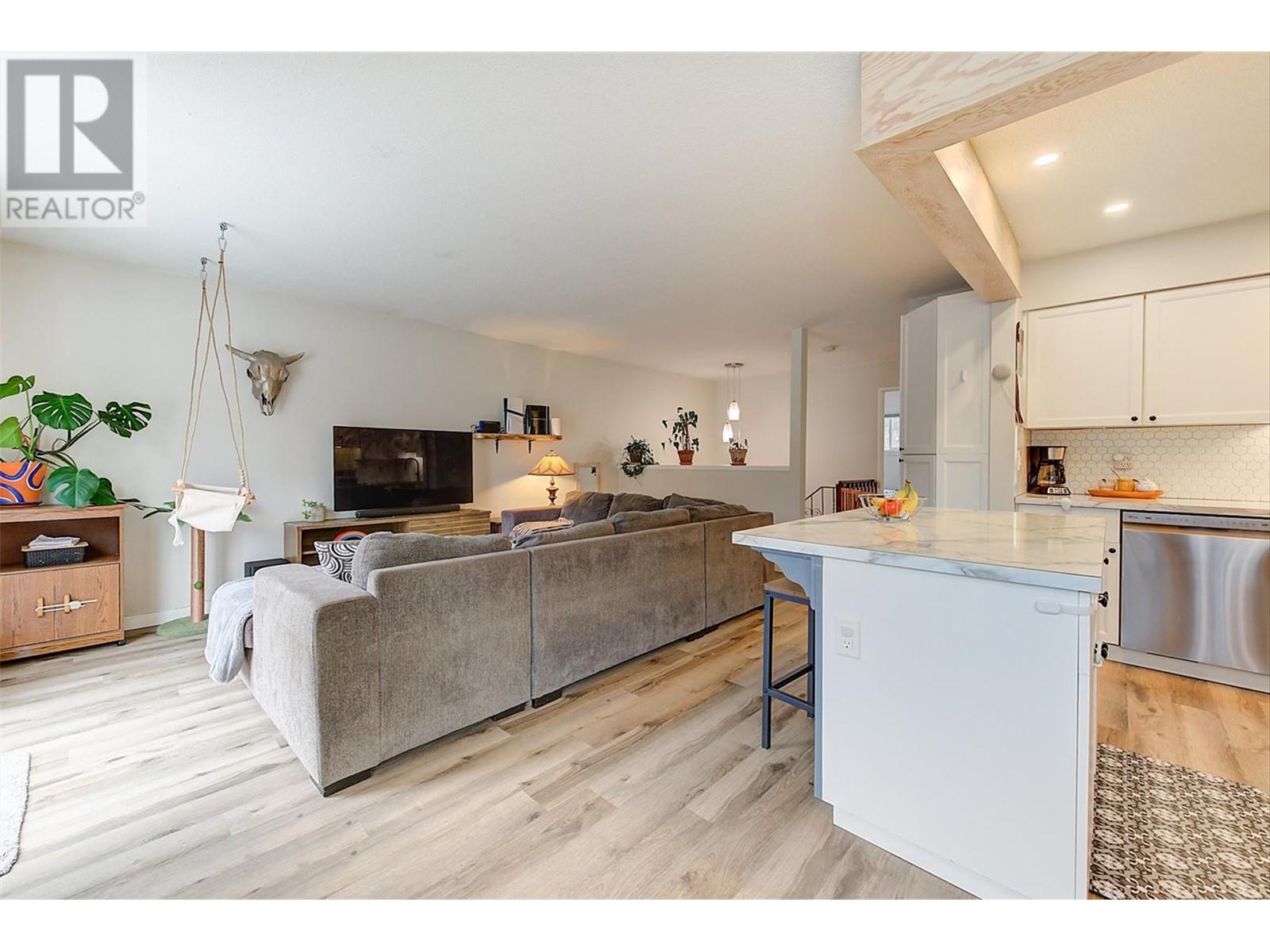 2937 Mcallister Road, West Kelowna, British Columbia  V4T 1G8 - Photo 5 - 10343842