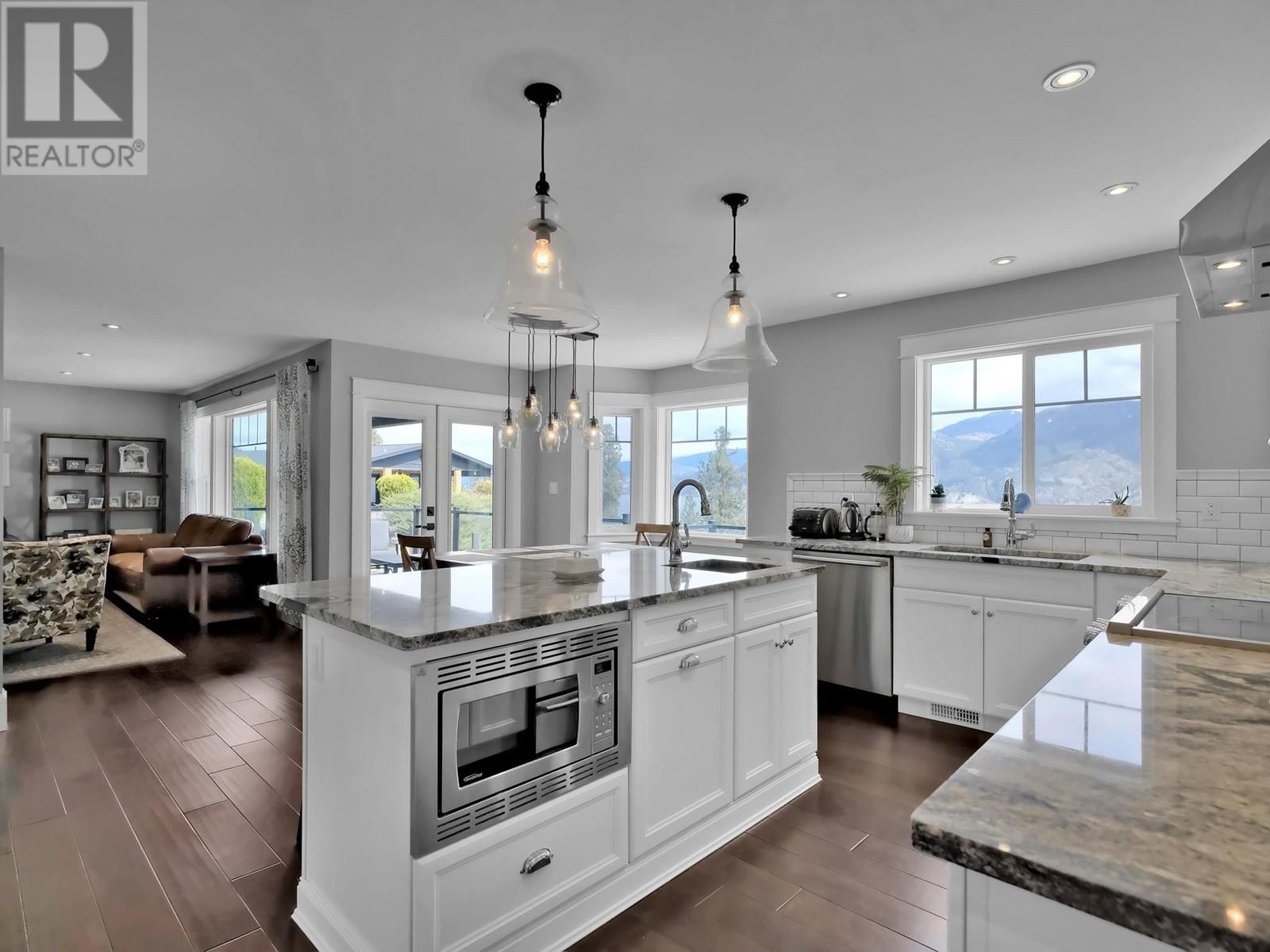 552 Pineview Drive, Kaleden, British Columbia  V0H 1K0 - Photo 22 - 10343570
