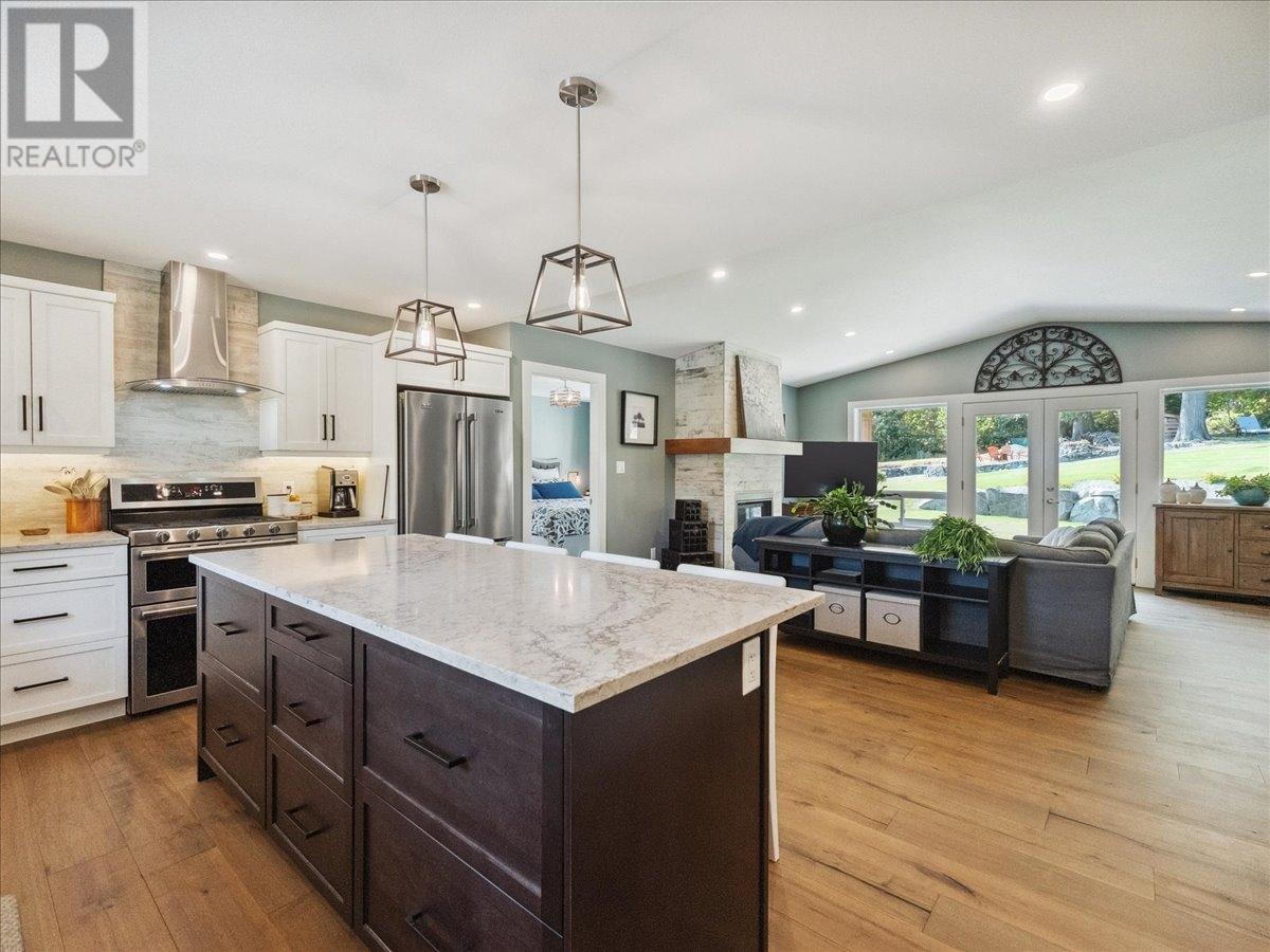 2526 Silver King Road, Nelson, British Columbia  V1L 7A5 - Photo 15 - 10343865