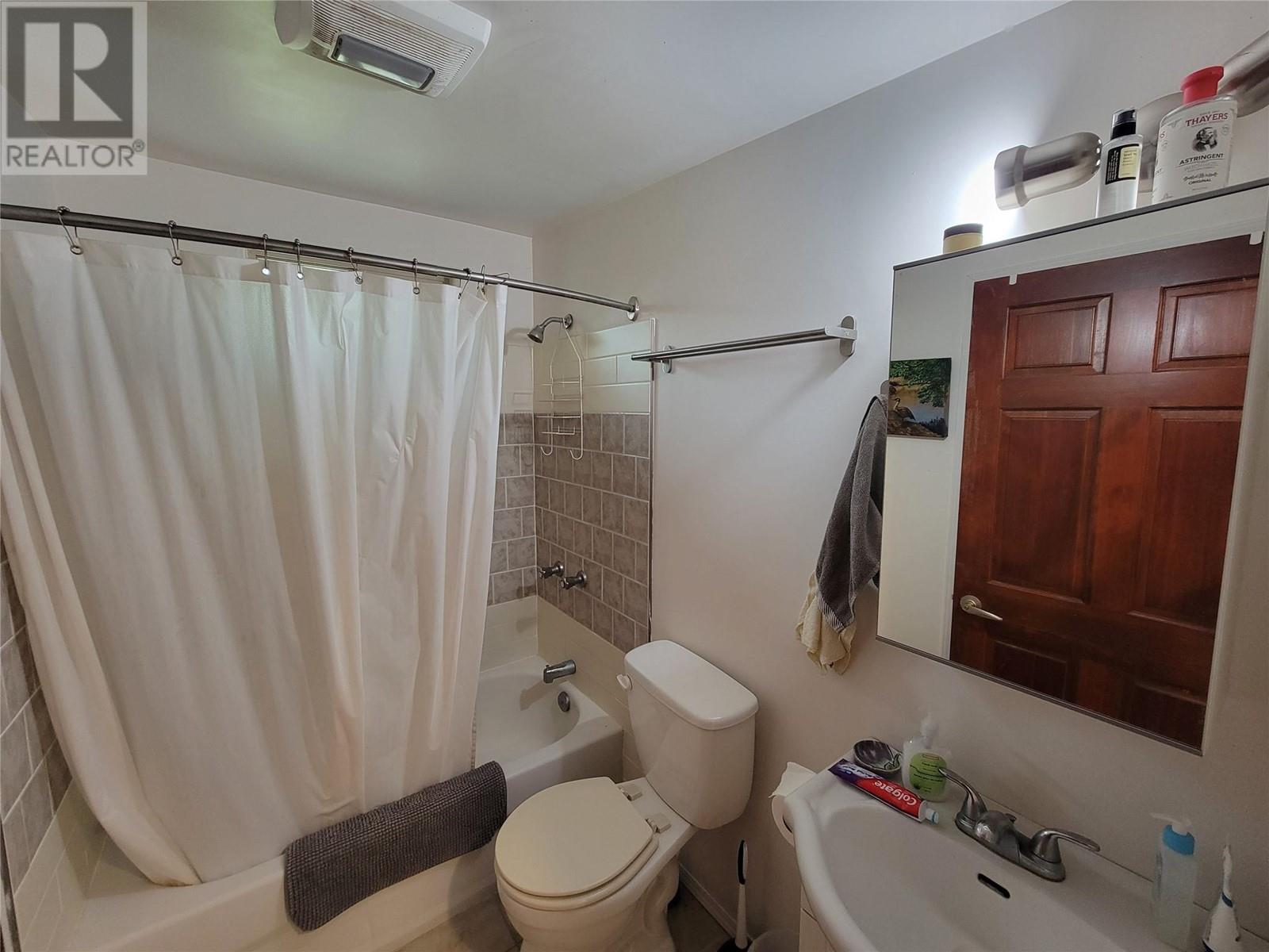 360 Vla Road, Cawston, British Columbia  V0X 1C1 - Photo 21 - 10343887