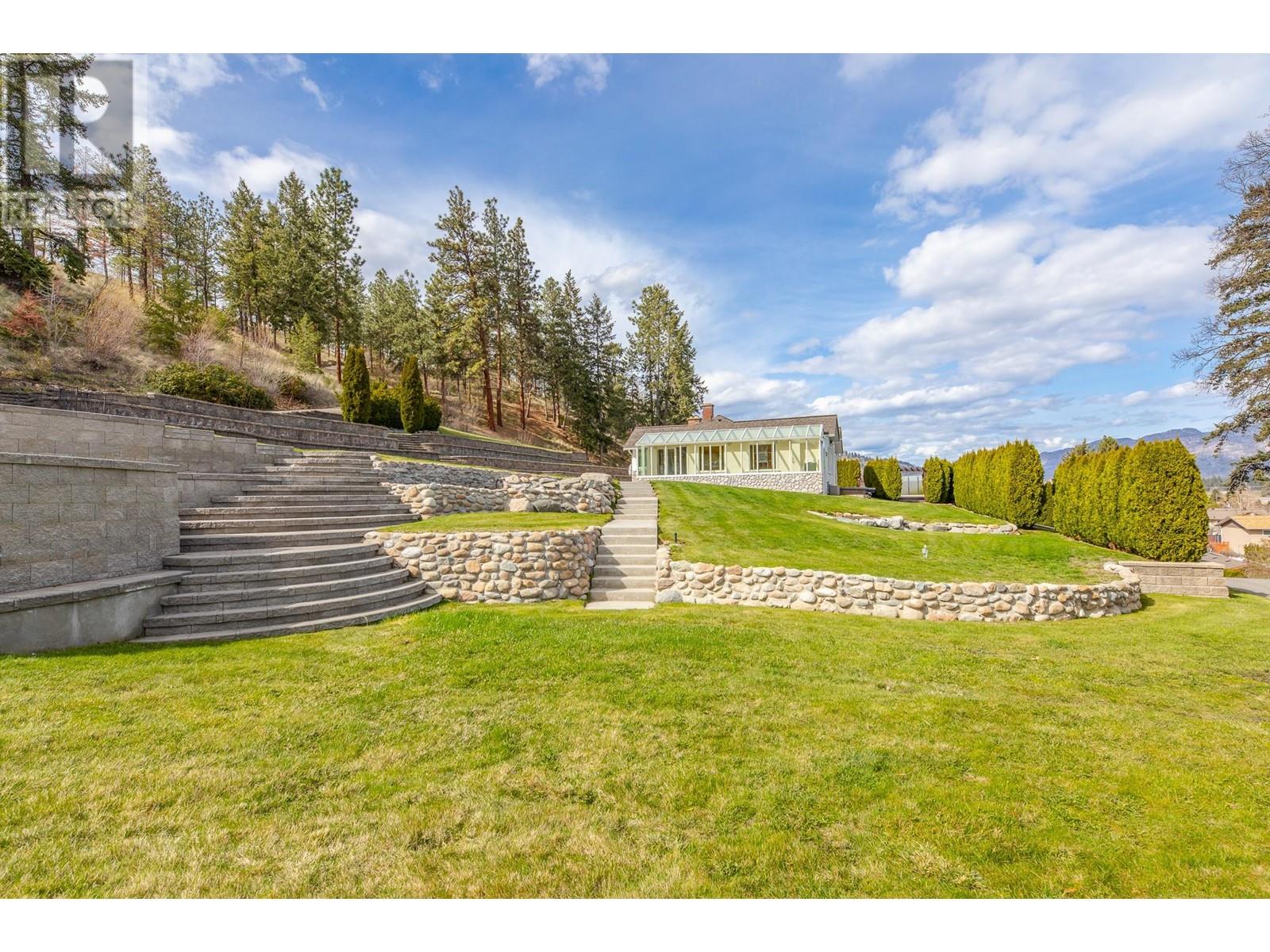 12600 Blagborne Avenue, Summerland, British Columbia  V0H 1Z8 - Photo 28 - 10343960
