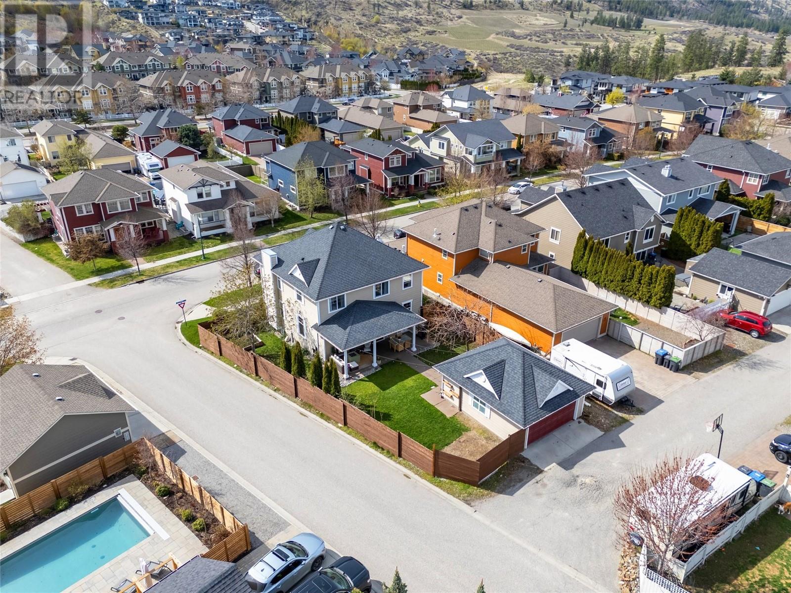 324 Mccarren Avenue, Kelowna, British Columbia  V1W 5A6 - Photo 49 - 10341093
