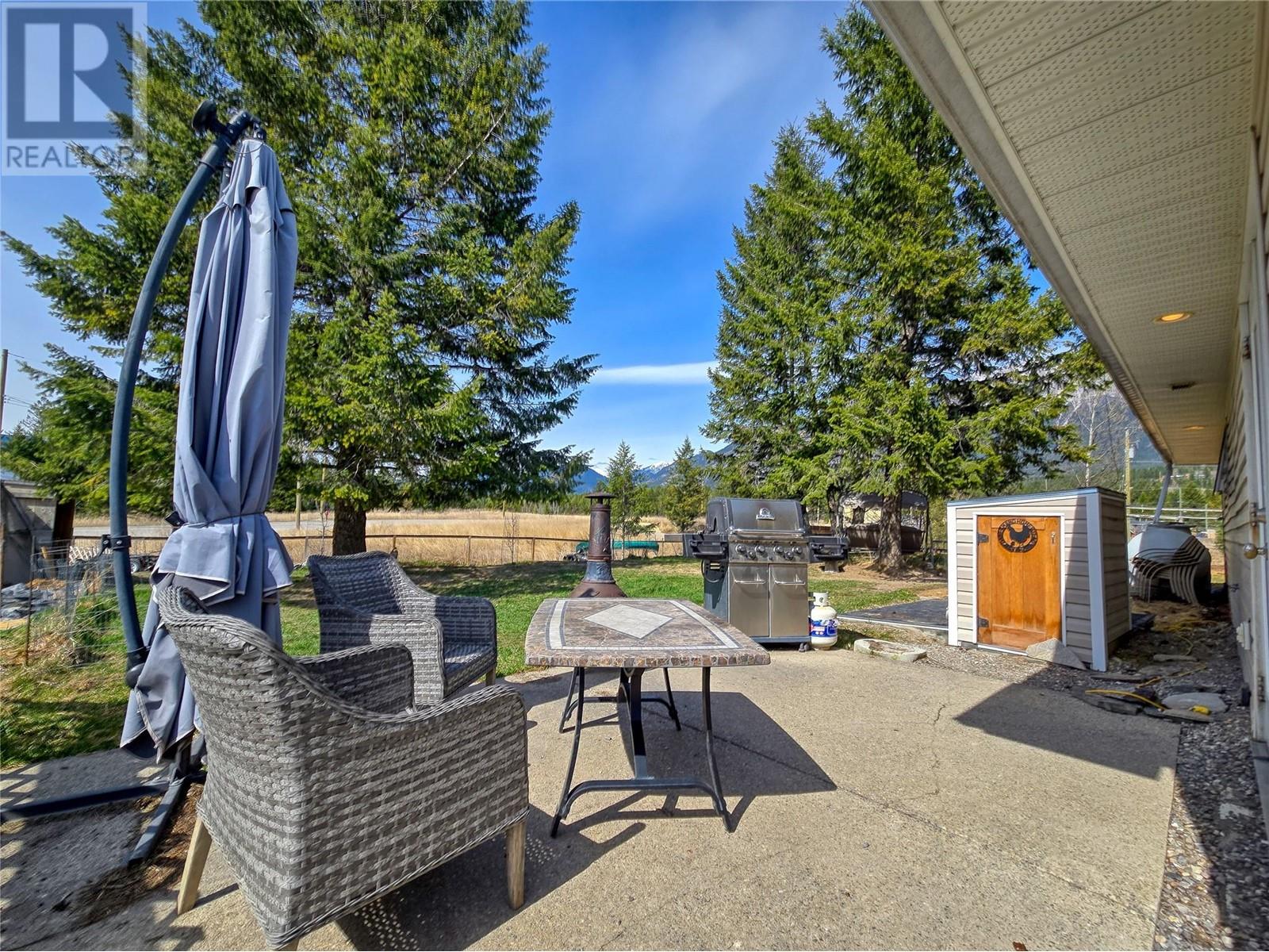 4777 Crescentwood Drive, Edgewater, British Columbia  V0A 1E0 - Photo 17 - 10343402