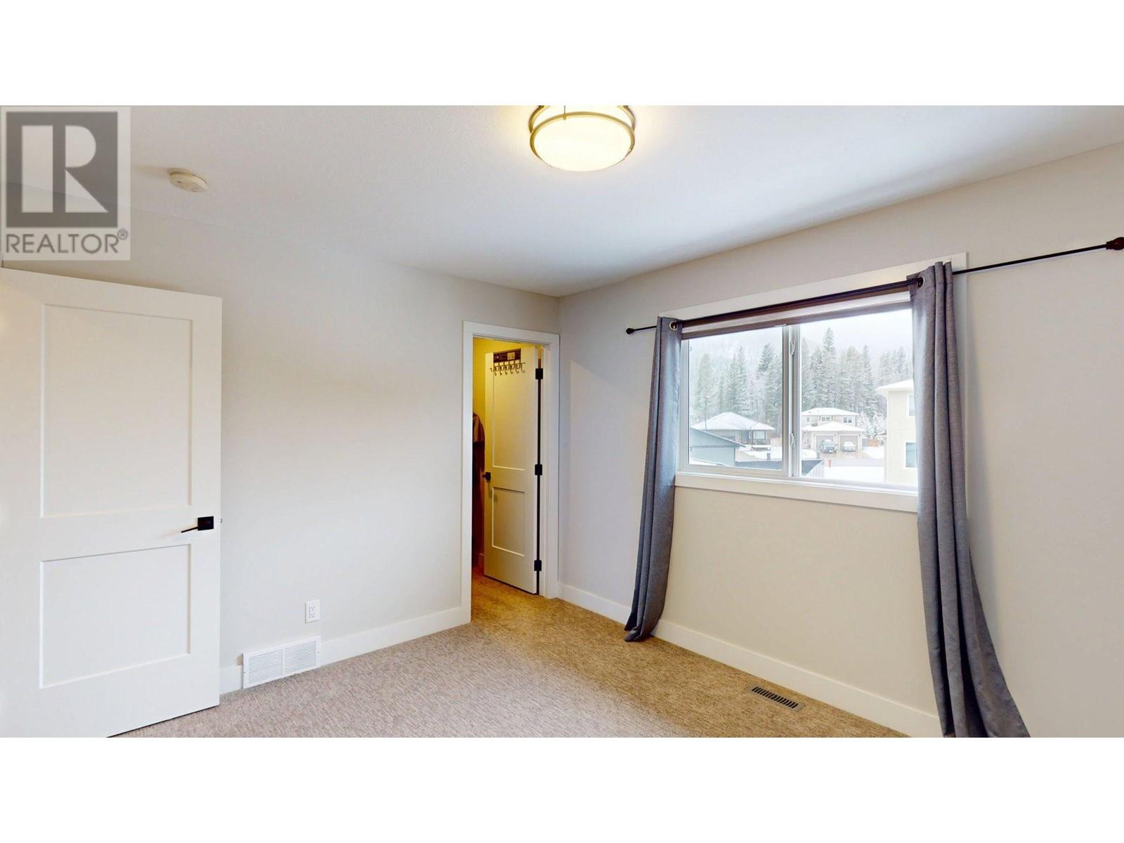 1350 Cherrywood Boulevard, Sparwood, British Columbia  V0B 2G2 - Photo 28 - 10343999