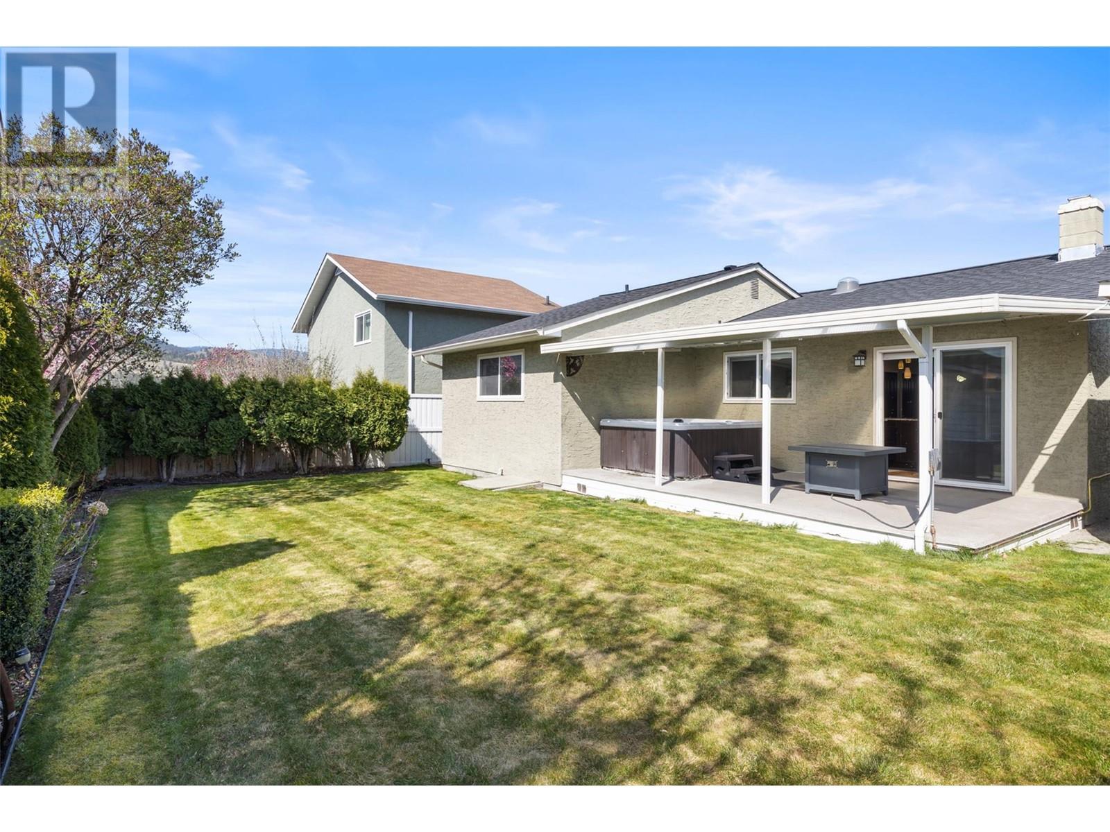 250 Roy Avenue, Penticton, British Columbia  V2A 7X8 - Photo 5 - 10343409
