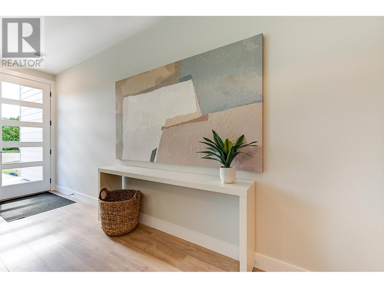 732 Coopland Crescent Unit# 2, Kelowna, British Columbia  V1Y 2V1 - Photo 6 - 10343781