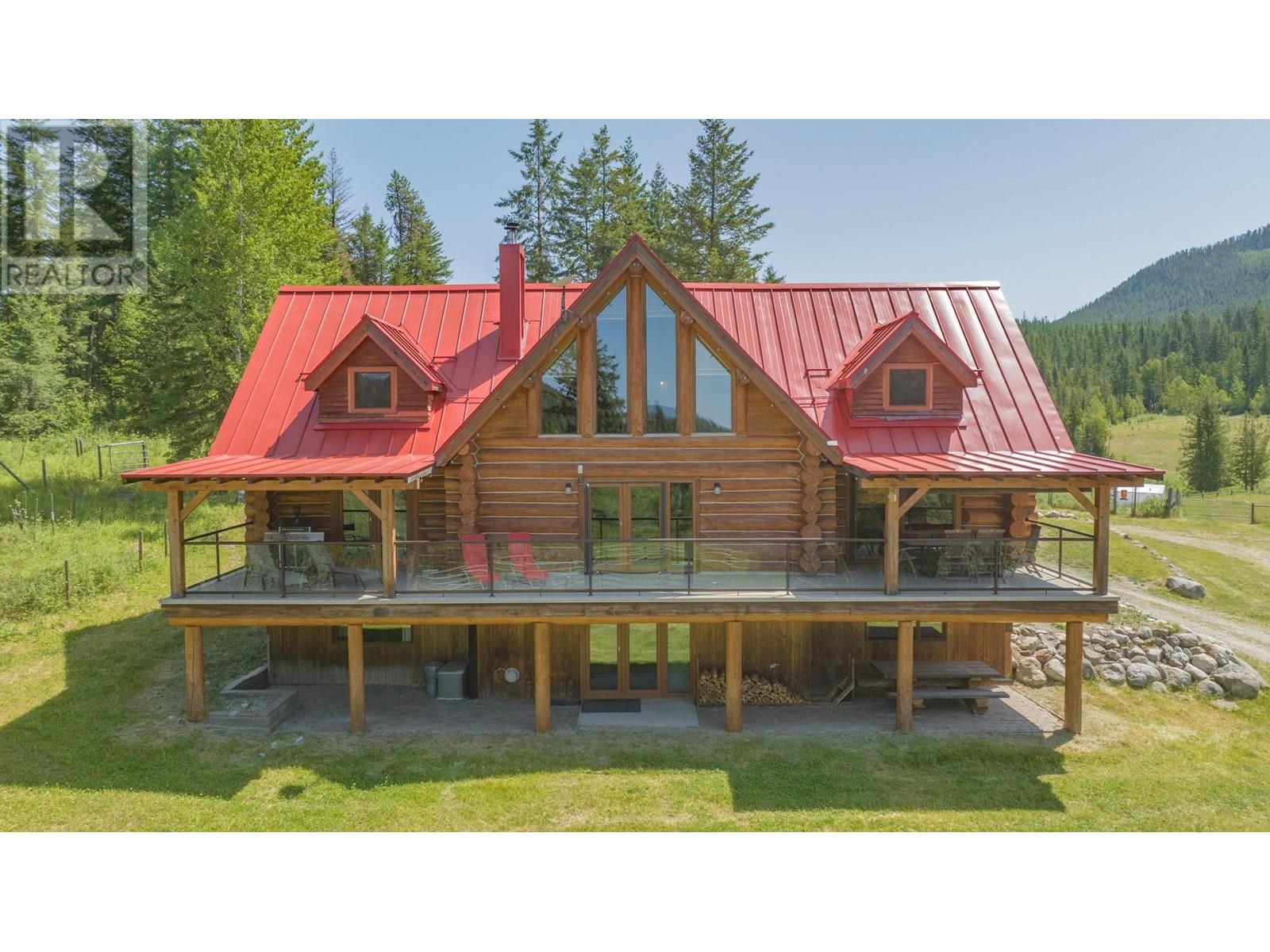 592 Bear Valley Road, Lumby, British Columbia  V0E 2G1 - Photo 4 - 10343005