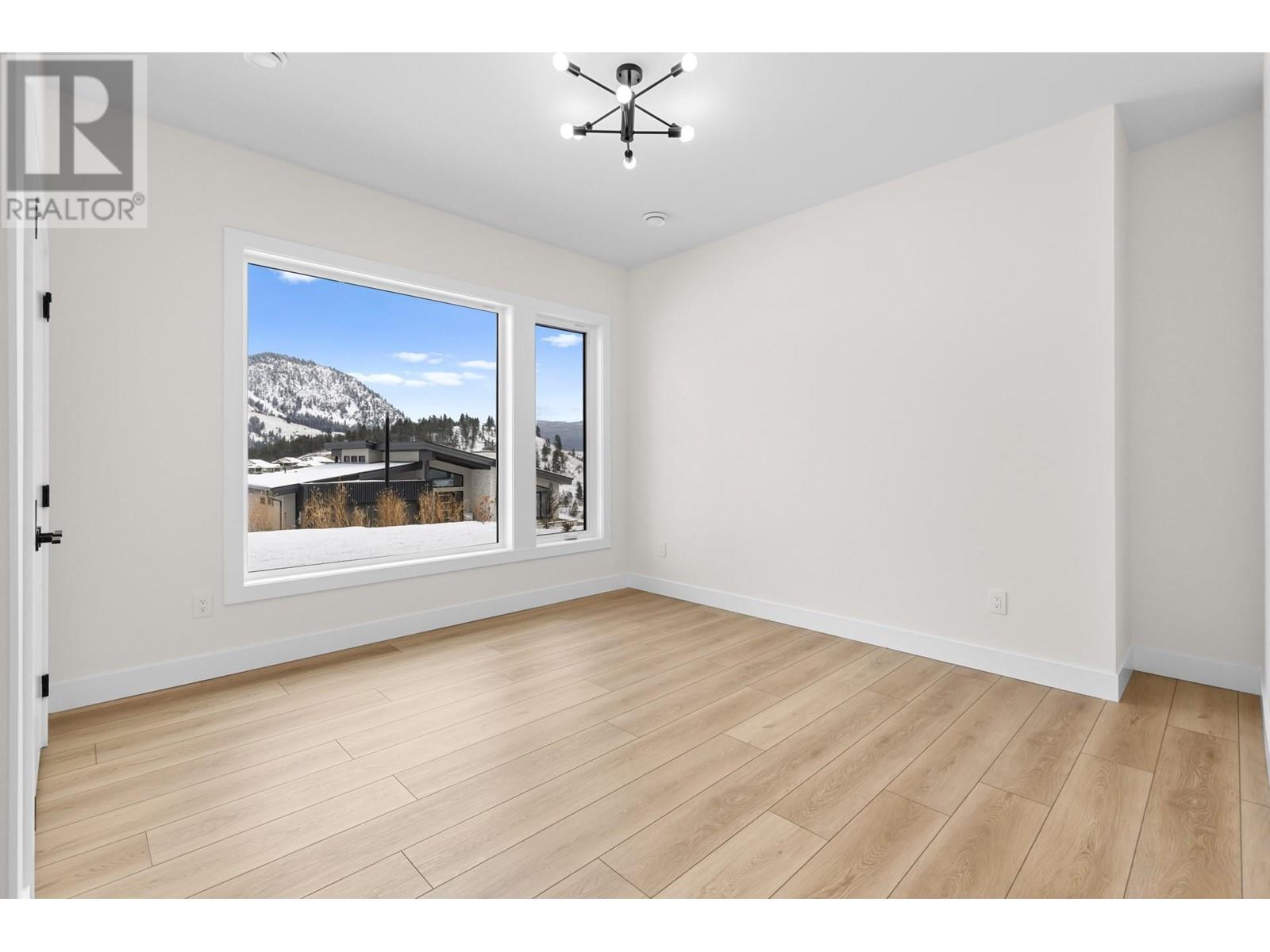 899 Loseth Drive, Kelowna, British Columbia  V1P 0A8 - Photo 48 - 10343985