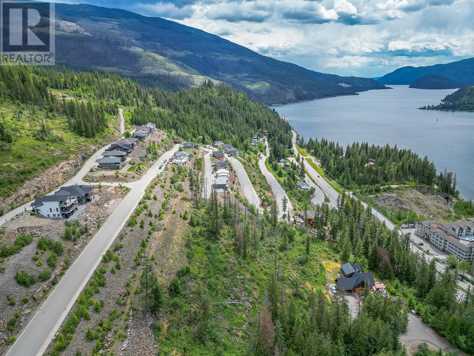 258 Bayview Drive, Sicamous, British Columbia  V0E 2V1 - Photo 6 - 10343957