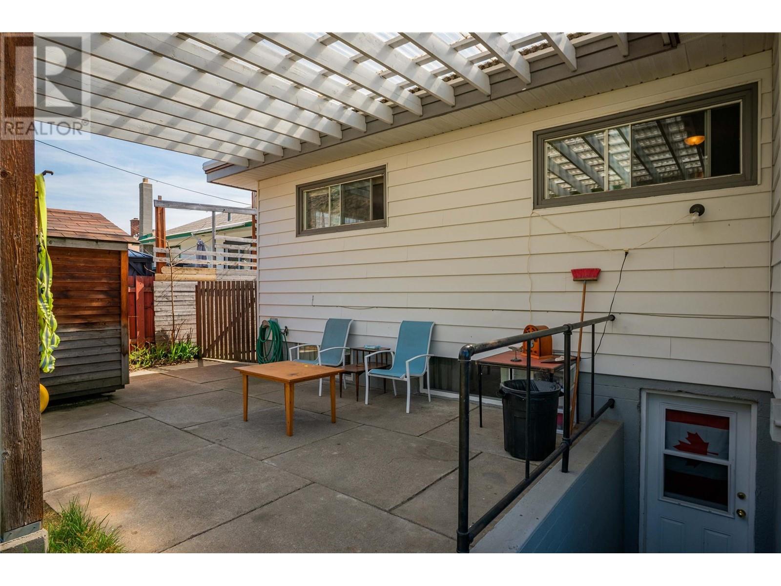 3313 Dahlia Crescent, Trail, British Columbia  V1R 2Y1 - Photo 11 - 10343956