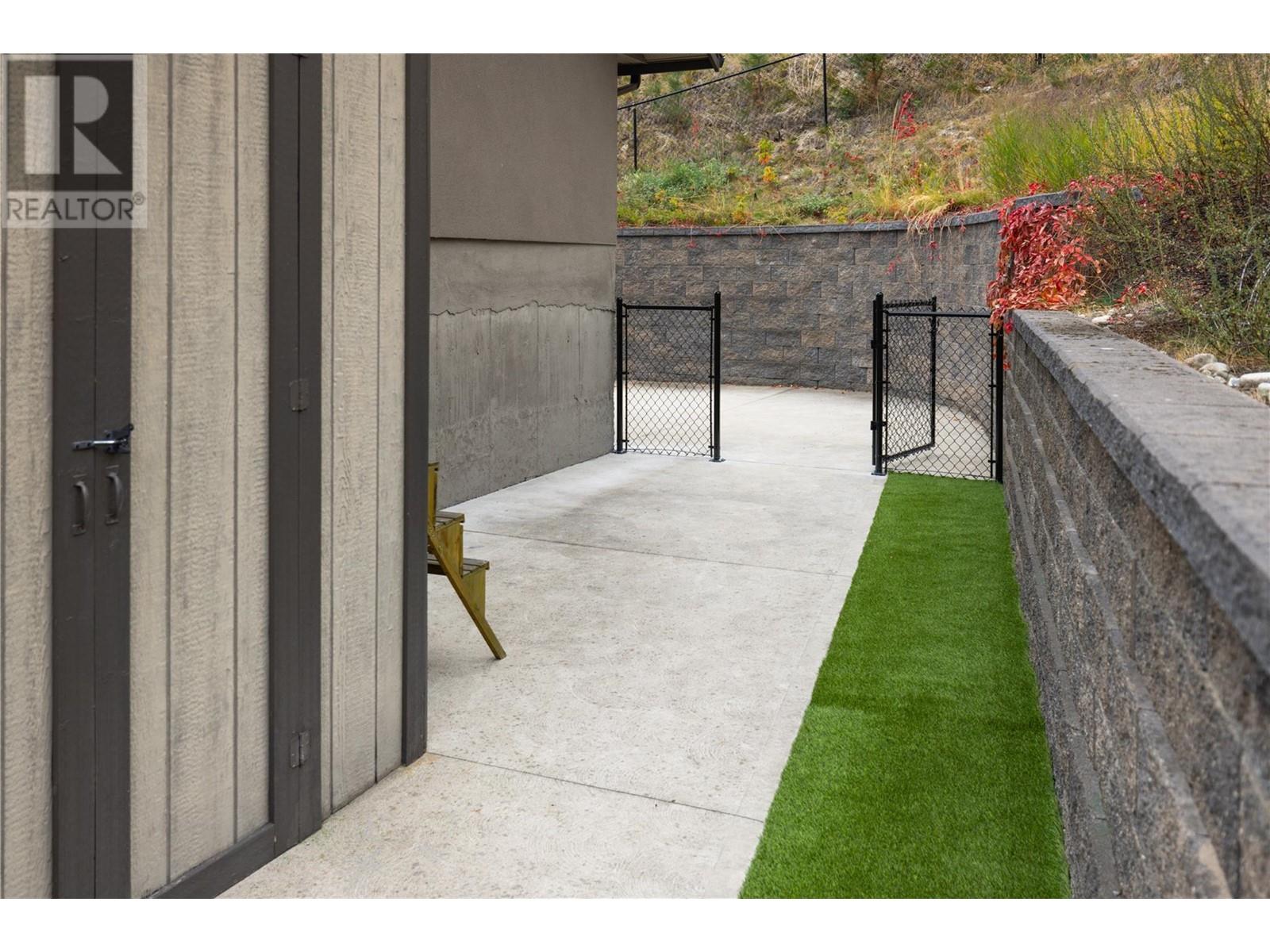 605 Almandine Court, Kelowna, British Columbia  V1W 4Z5 - Photo 52 - 10343905